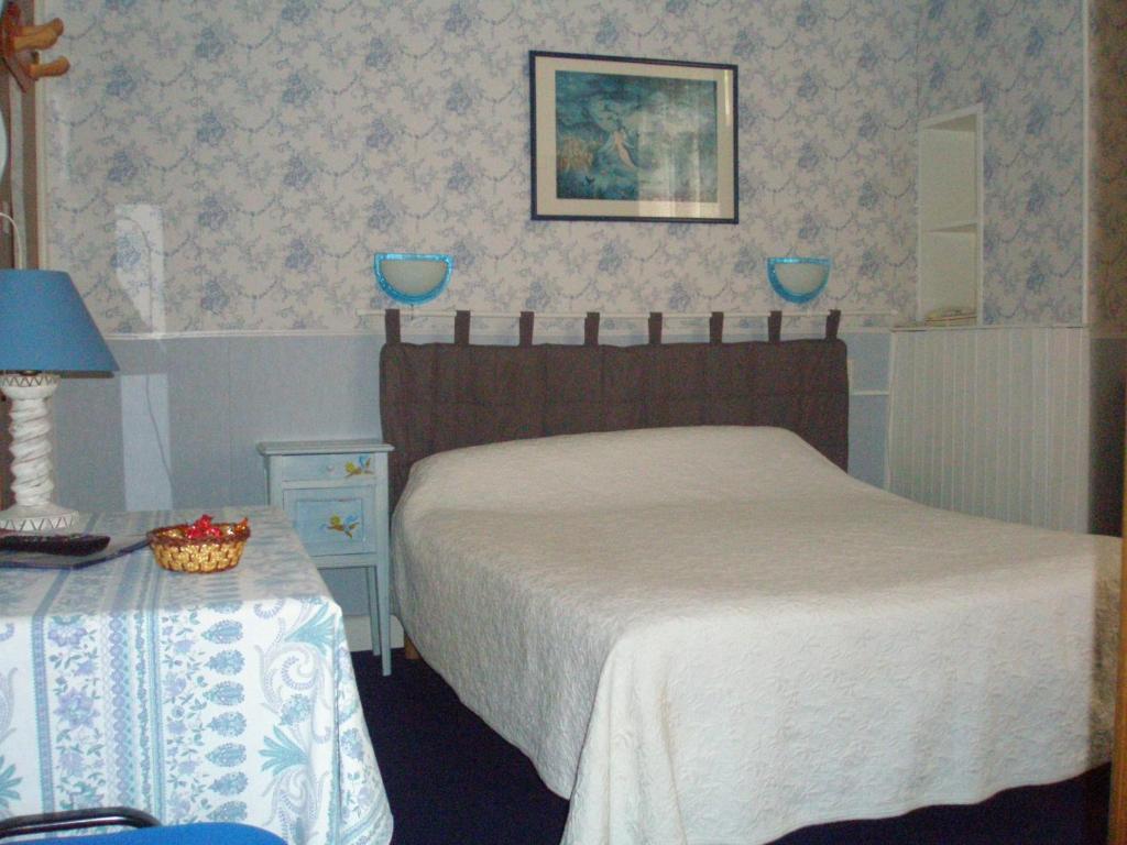 Hotel des Alpes Brides-les-Bains Habitación foto