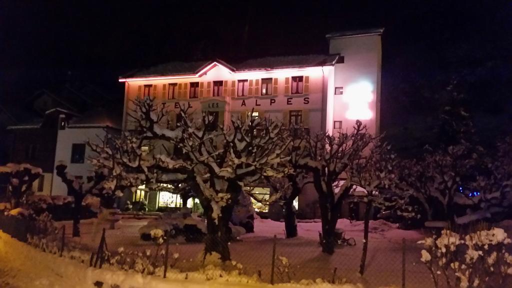 Hotel des Alpes Brides-les-Bains Exterior foto