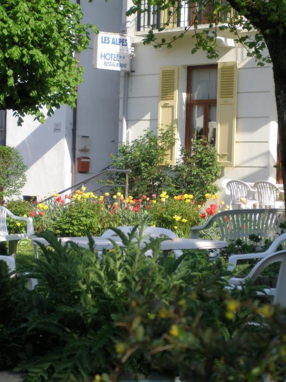 Hotel des Alpes Brides-les-Bains Exterior foto