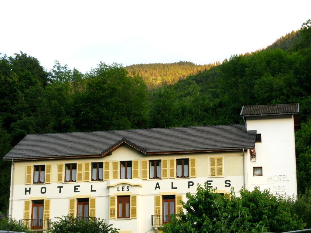 Hotel des Alpes Brides-les-Bains Exterior foto